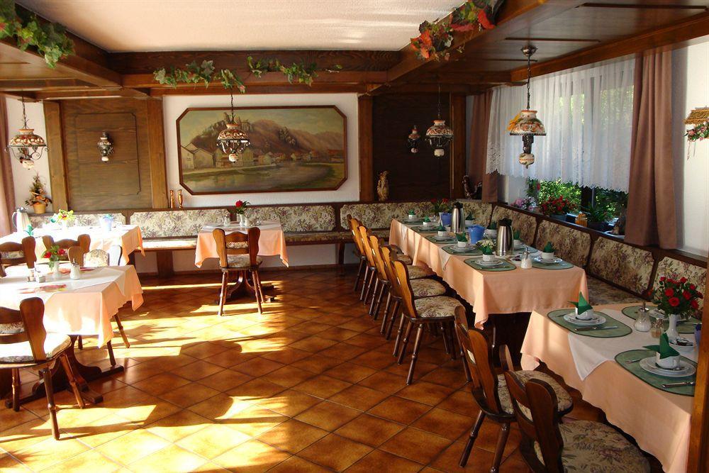 Hotel Koenigsteiner Hof 3*